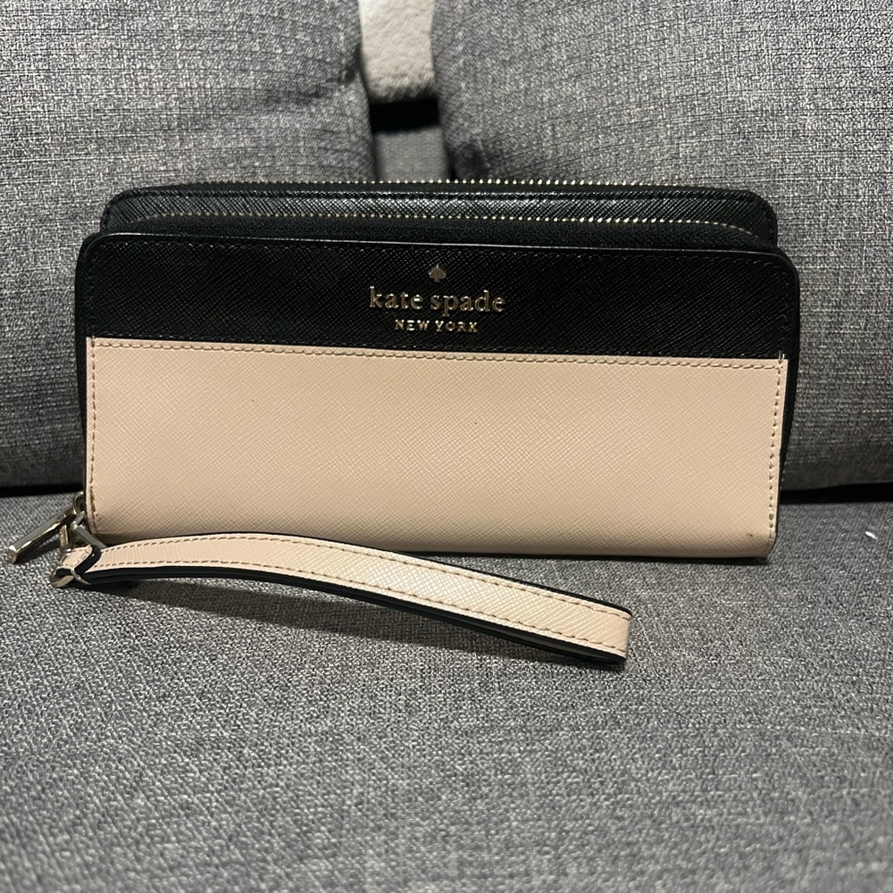 Kate Spade Wallet Wristlet